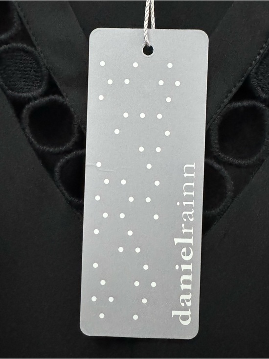 Daniel Rainn NWT Black Lace Trim Blouse Small V Neck Work Top - Picture 5 of 8